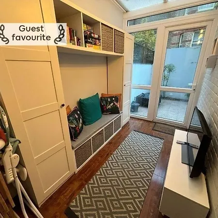 Beach 3 Mins Walk, 2Pm Check-In, Private Garden. Bornemouth Extérieur photo
